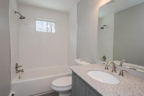 60 Harold St, Worcester, MA 01604 photo 13