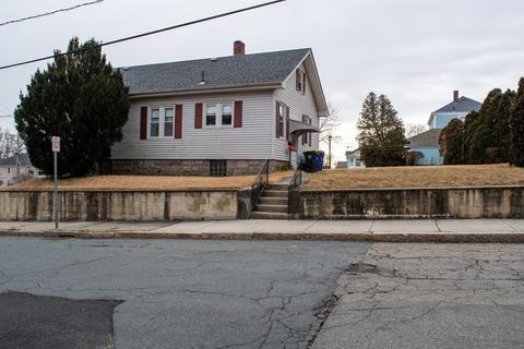 1077 County St, Fall River, MA 02723 photo 3
