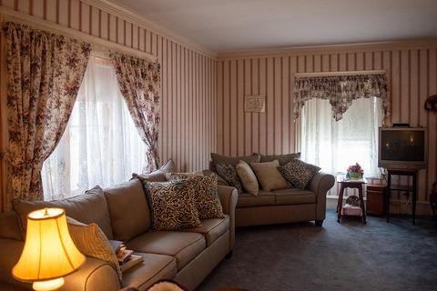 1077 County St, Fall River, MA 02723 photo 9