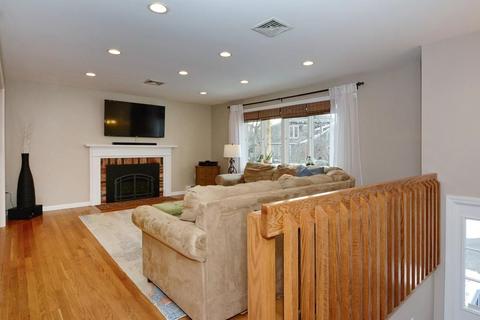 336 Winter St, Framingham, MA 01702 photo 2