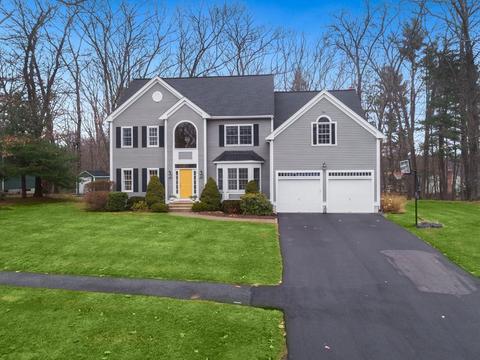 26 Overlook Dr E, Framingham, MA 01701 photo 1