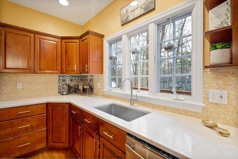 26 Overlook Dr E, Framingham, MA 01701 photo 10