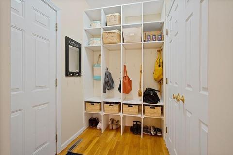 26 Overlook Dr E, Framingham, MA 01701 photo 14