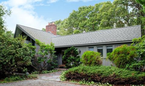 169 Glenneagle Dr, Mashpee, MA 02649 photo 1