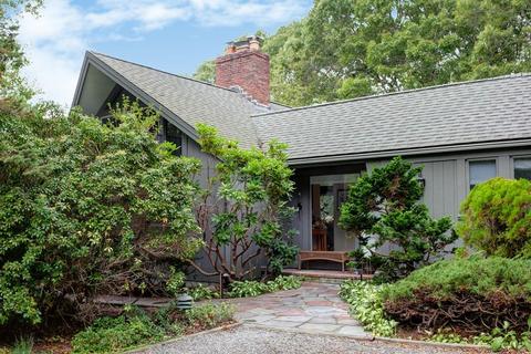 169 Glenneagle Dr, Mashpee, MA 02649 photo 2