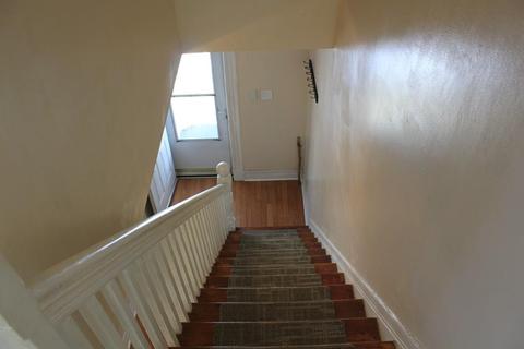 60 Nelson Ave, Springfield, MA 01109 photo 14