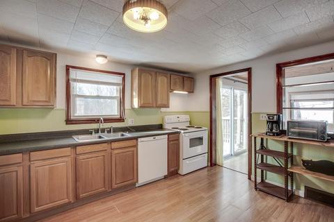 47 Winthrop, Athol, MA 01331 photo 7