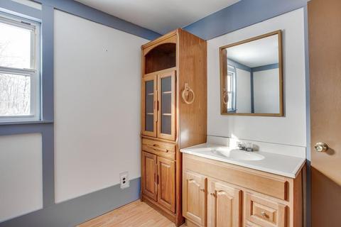 47 Winthrop, Athol, MA 01331 photo 17