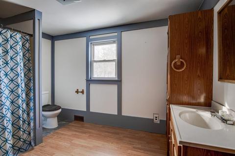 47 Winthrop, Athol, MA 01331 photo 16