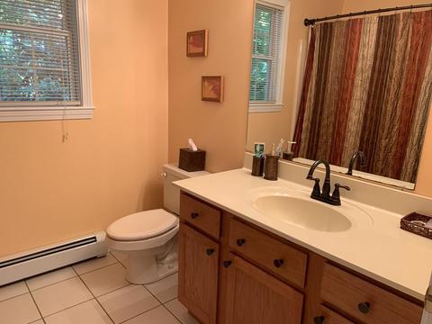 20 Freeman Ave, Webster, MA 01570 photo 17