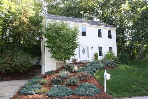 20 Freeman Ave, Webster, MA 01570 photo 2