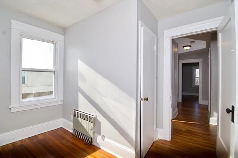 19 Meredith St, Springfield, MA 01108 photo 37