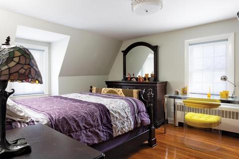 242 Marked Tree Rd, Needham, MA 02492 photo 9