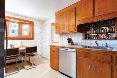 242 Marked Tree Rd, Needham, MA 02492 photo 7