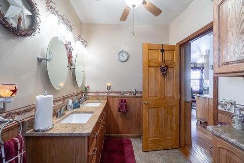268 Park Ave, Woonsocket, RI 02895 photo 4