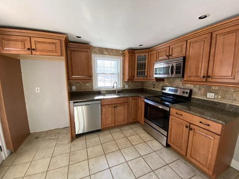 72 Old Douglas Rd, Webster, MA 01570 photo 13