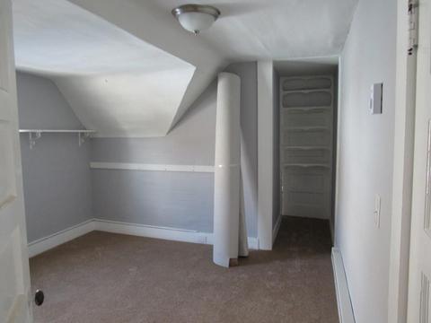 35 Daytona St, Springfield, MA 01108 photo 13