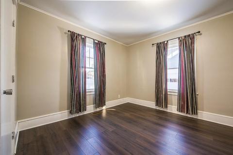 21 Old Point St, Springfield, MA 01109 photo 15