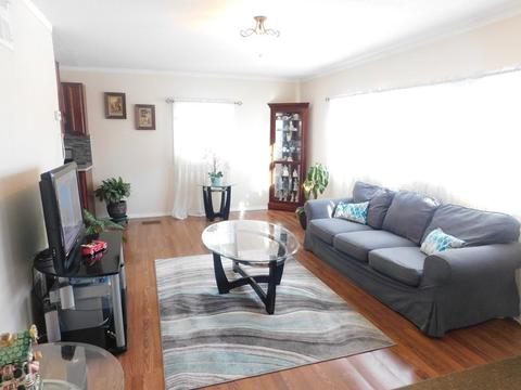 24 Ansara St, Springfield, MA 01104 photo 3