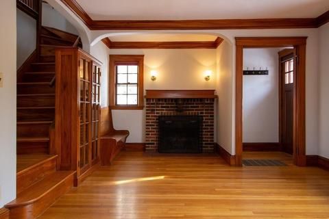 2 Florence Ter, Arlington, MA 02476 photo 10