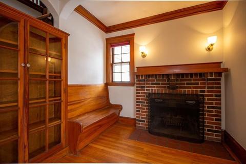 2 Florence Ter, Arlington, MA 02476 photo 8