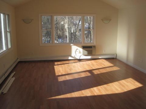 24 Juniper Ln, Framingham, MA 01701 photo 9