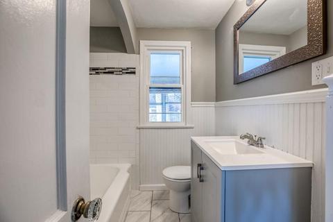 110 Gilman St, Springfield, MA 01118 photo 10