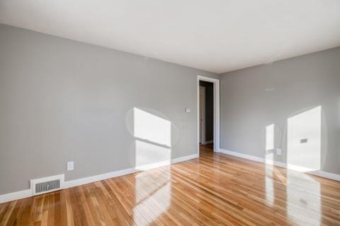 110 Gilman St, Springfield, MA 01118 photo 9