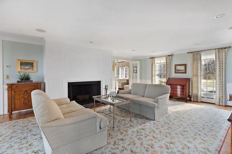 61 Summer St, Hingham, MA 02043 photo 4