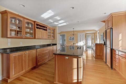 61 Summer St, Hingham, MA 02043 photo 9