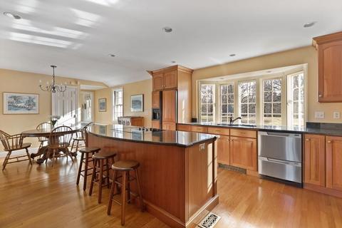 61 Summer St, Hingham, MA 02043 photo 8