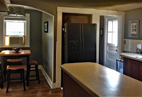 74 Perkins St, Springfield, MA 01118 photo 6