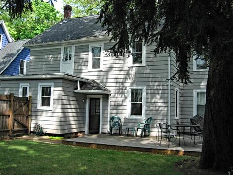 74 Perkins St, Springfield, MA 01118 photo 2