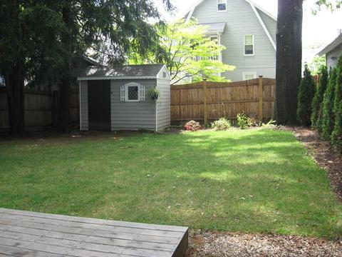 74 Perkins St, Springfield, MA 01118 photo 3