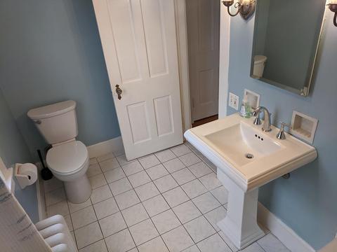 74 Perkins St, Springfield, MA 01118 photo 24