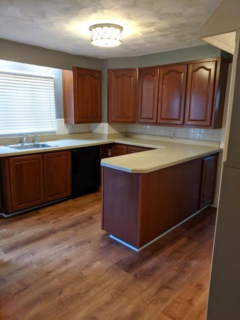 74 Perkins St, Springfield, MA 01118 photo 13