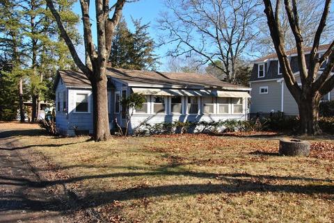 18 Lincoln St, Wareham, MA 02571 photo 1