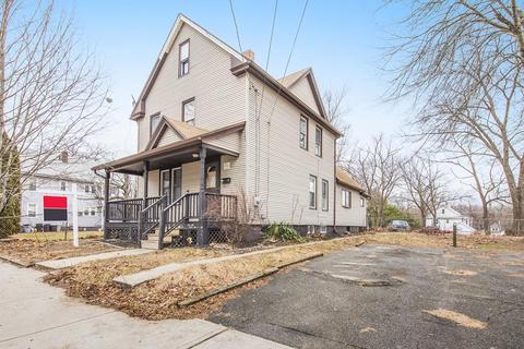 17 Van Ness St, Springfield, MA 01107 photo 2