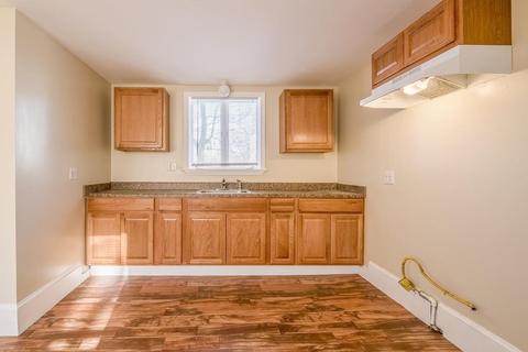 17 Van Ness St, Springfield, MA 01107 photo 10