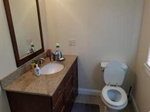 8 Caddyshack Dr, Chicopee, MA 01020 photo 12