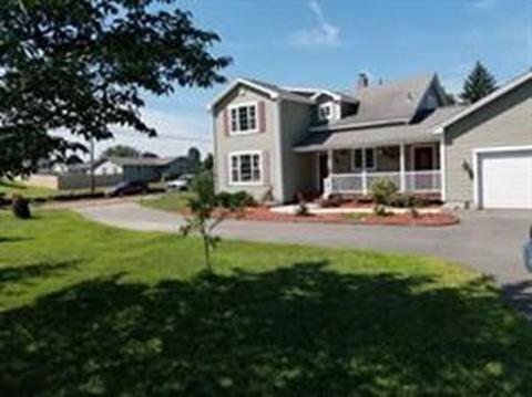 8 Caddyshack Dr, Chicopee, MA 01020 photo 2