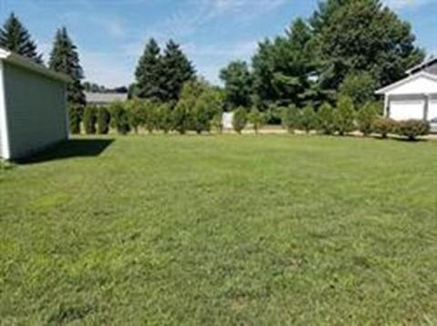 8 Caddyshack Dr, Chicopee, MA 01020 photo 5