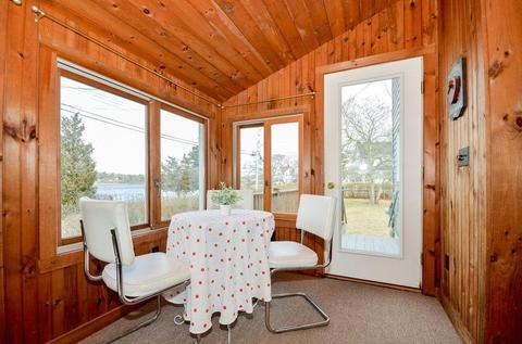 31 N Water St, Wareham, MA 02571 photo 10