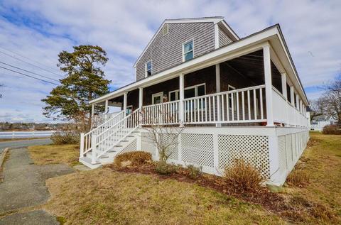 31 N Water St, Wareham, MA 02571 photo 2
