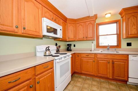 31 N Water St, Wareham, MA 02571 photo 8