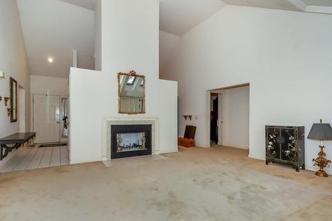 6 Mulberry Ln, Canton, MA 02021 photo 4