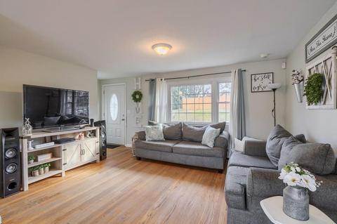 10 Bourque St, Lawrence, MA 01843 photo 5