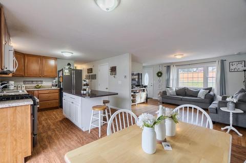 10 Bourque St, Lawrence, MA 01843 photo 9