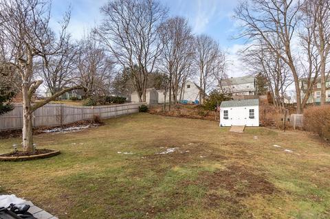 42 Beech St, Clinton, MA 01510 photo 9