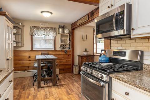 42 Beech St, Clinton, MA 01510 photo 24